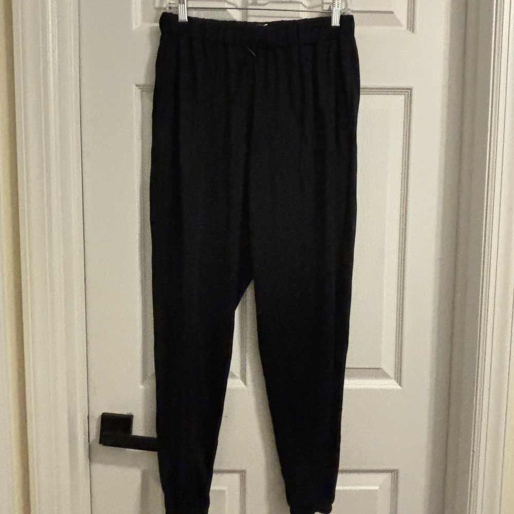Maaji activewear Womens Protective Jogger size Medium